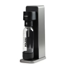 Saturator Bolero Soda Maker w kolorze stalowym z butelką, urządzenie do gazowania dowolnych napojów widok z boku