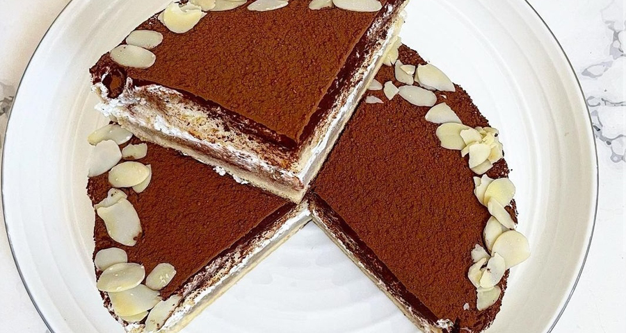 Tort tiramisu